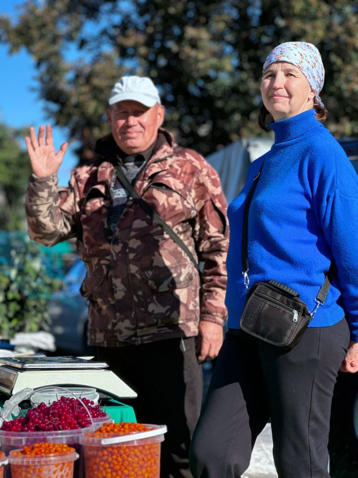 В Шадчинском поселении голосование объединили с ярмаркой и благотворительностью