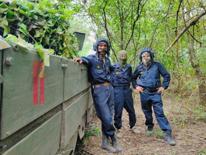 Расим Баксиков поздравил танкистов с их профессиональным праздником