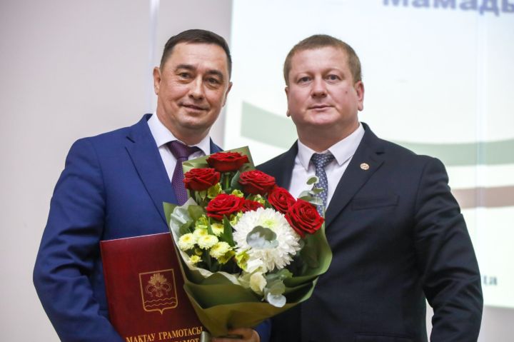 Руководитель исполнительного комитета Мамадышского района сложил свои полномочия