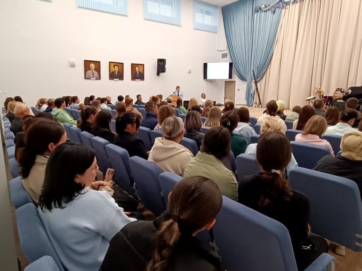 В Мамадышской ДШИ прошло общешкольное родительское собрание