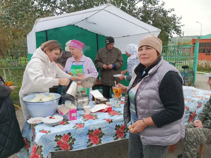 В Нижнетаканышском сельском поселении состоялась осенняя ярмарка