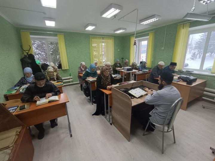 В Мамадышском медресе завершилась зимняя учебная сессия