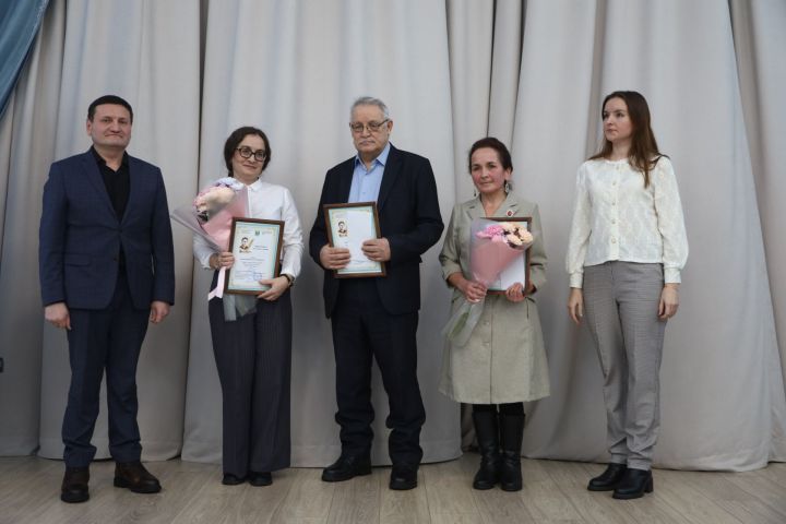 В Мамадыше чествовали лауреатов литературной премии имени Шайхи Маннура