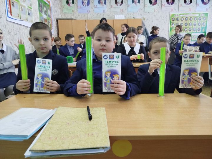Госавтоинспекторы провели урок безопасности в школах Мамадышского района