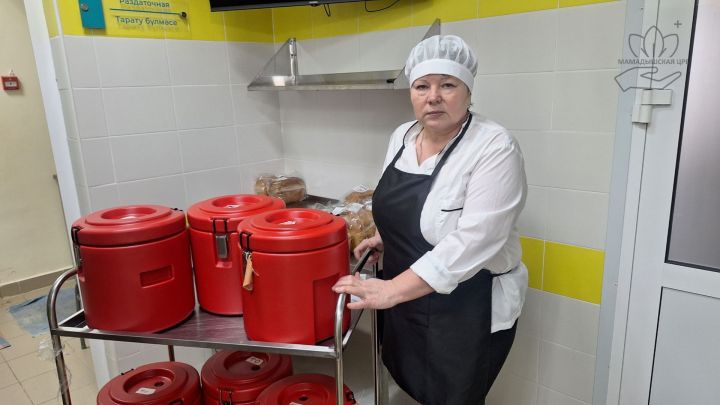 Пищеблок Мамадышской ЦРБ раскрыл секреты лечебного питания