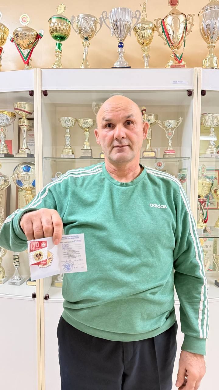 Вручение знаков отличия ГТО сотрудникам ОДМС