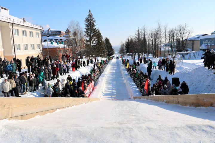 Десять лет по ледяному склону: Мамадыш создал зимнюю легенду
