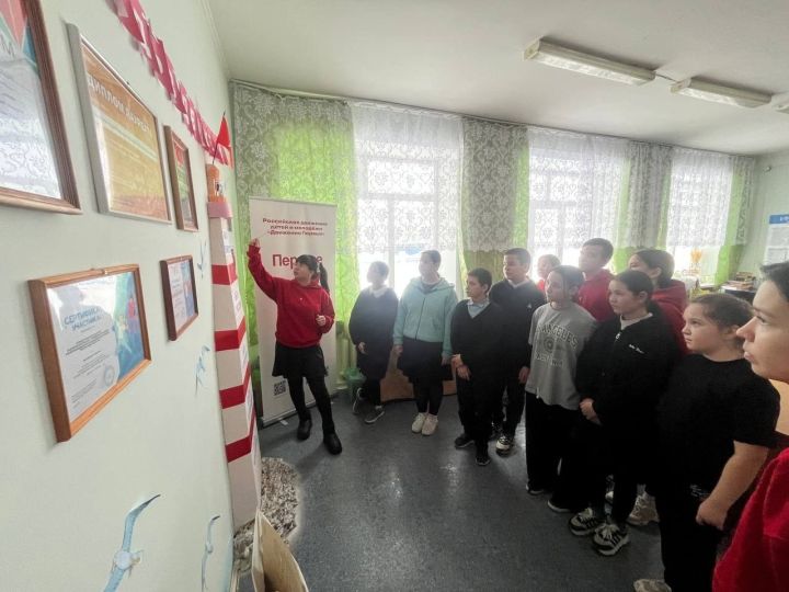 В Олуязском лицее открылся арт-объект «Маяк»