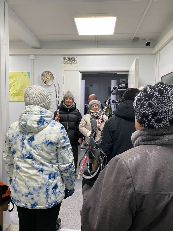 Серебряные волонтёры Мамадыша обучились классической лыжной технике