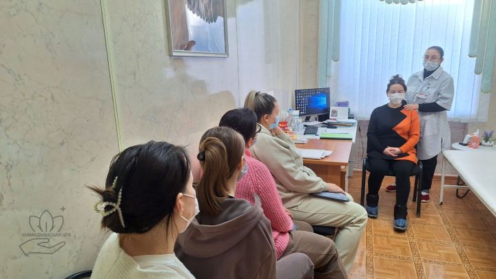 В Мамадышской школе беременных учат справляться со стрессом