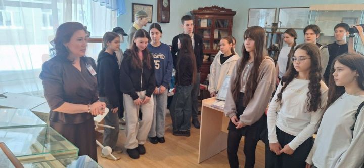 В Мамадышской ЦРБ прошел профориентационный день для школьников