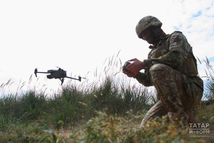 В РТ выпускникам колледжей разрешили досрочную сдачу для службы по контракту