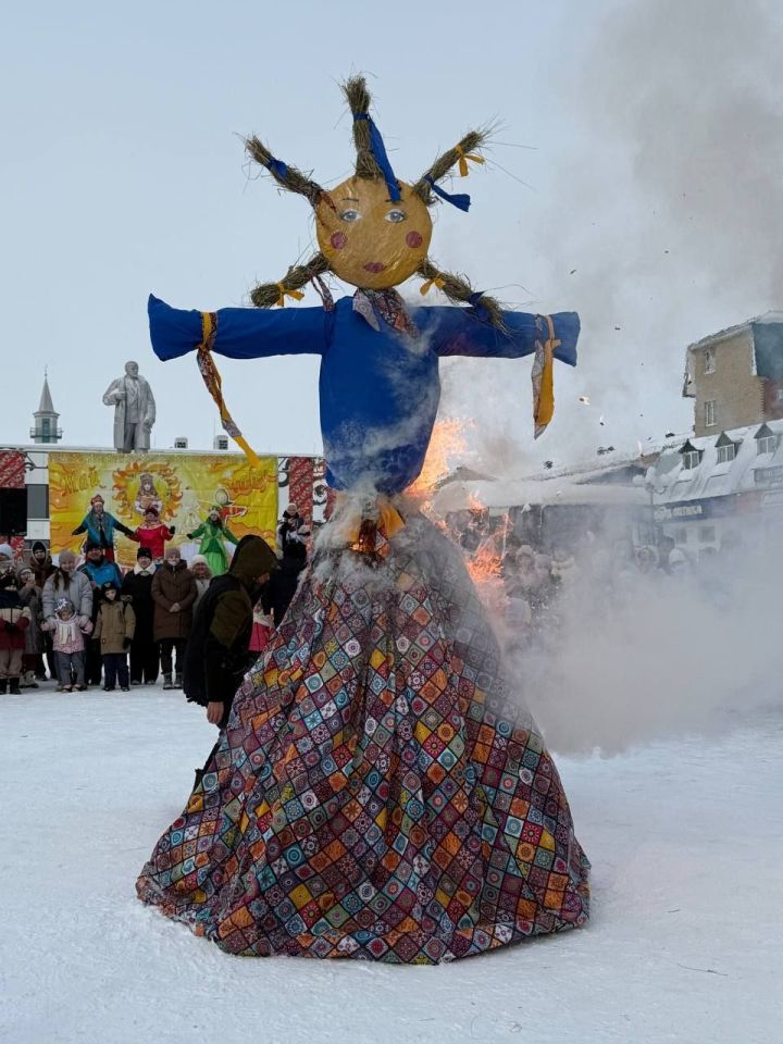 Провожая зиму: зачем вообще сжигают чучело