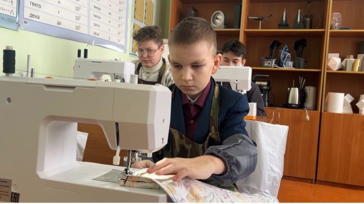 В Среднекирменской школе продолжается работа по оказанию помощи участникам СВО