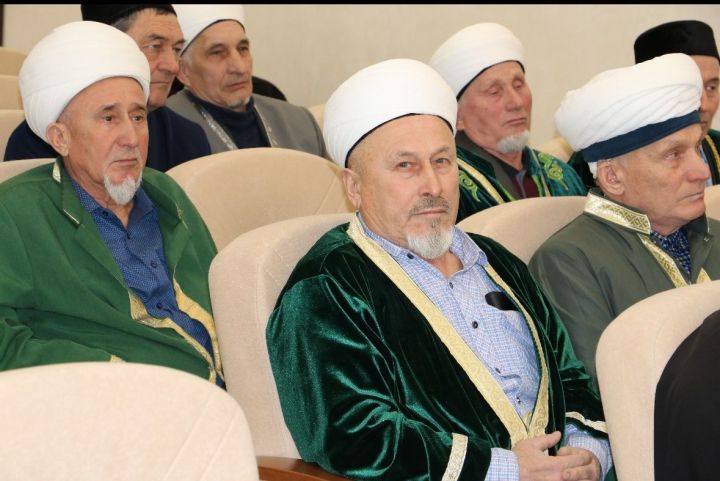 Глава Мамадышского района провел рабочую встречу с духовенством