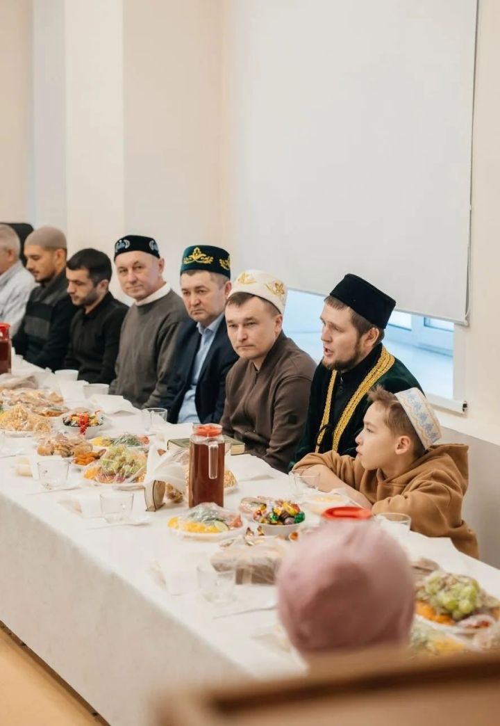 В Мамадышской ЦРБ прошел ифтар для сотрудников и ветеранов