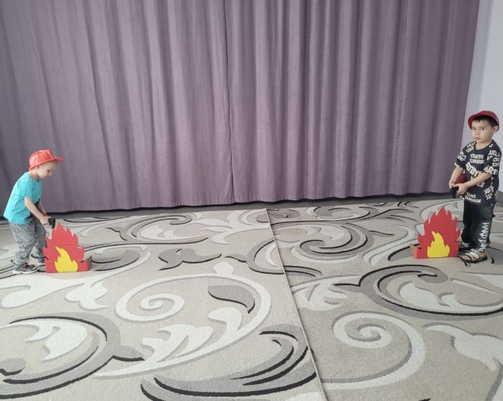 В лицее №2 Мамадыша дошколят научили правилам безопасности