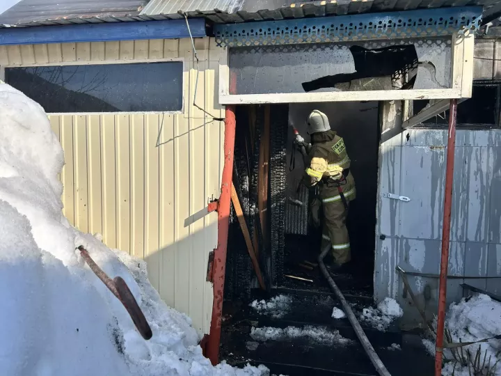 В Мамадышском районе из-за печи сгорела баня