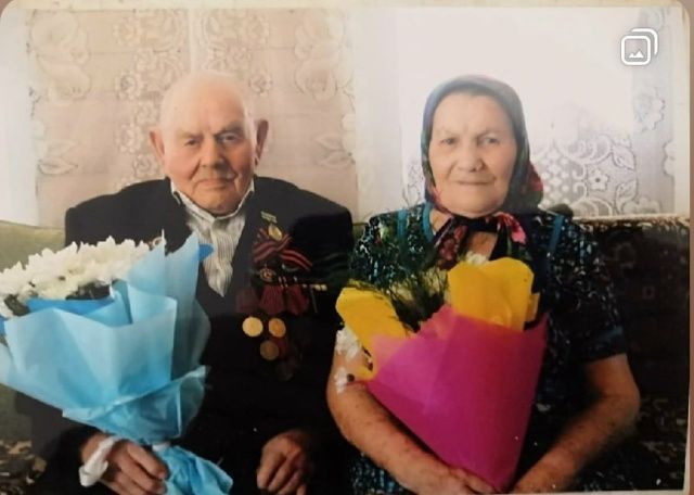 71 год вместе и один день на двоих: история самой крепкой семьи из села Уткино