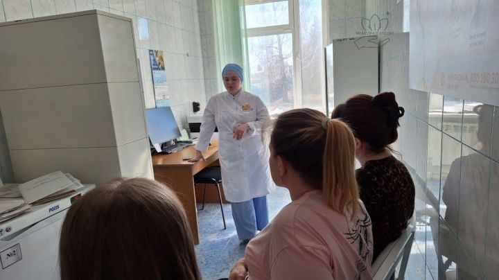 В Мамадыше будущим мамам рассказали о неотложных состояниях при беременности