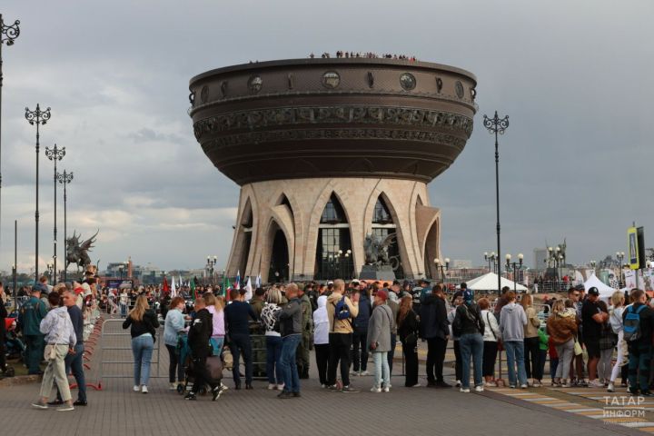 Яшь гаиләләр өчен бүләк: никах теркәгәч, музейларга бер ай бушлай керү