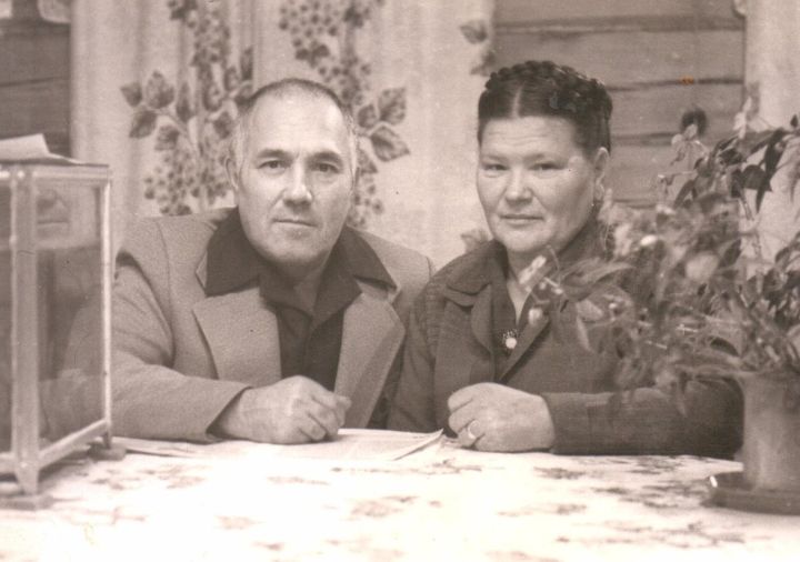 100 лет со дня рождения Вакиля Ахунзянова: стихи для детей и память внуков