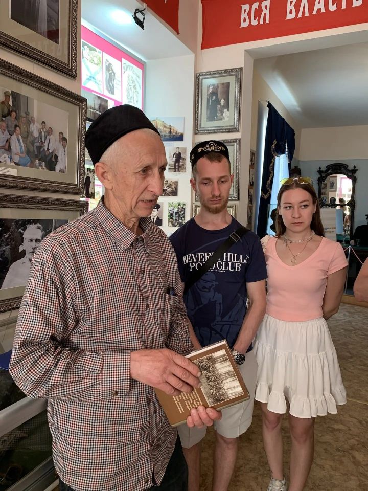 Потомки полного кавалера ордена Славы побывали на родине Героя