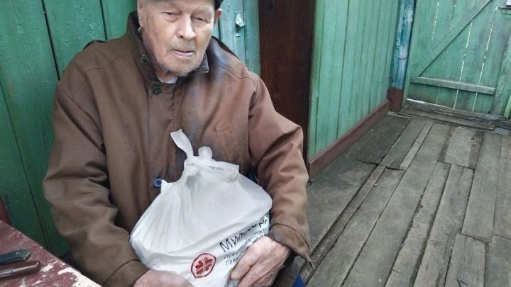 В преддверии Дня Победы в Мамадыше навестили защитников Отечества и инвалидов