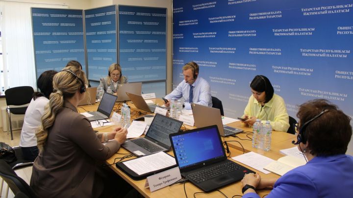 Родителей Мамадыша приглашают на «горячую линию» по детским лагерям